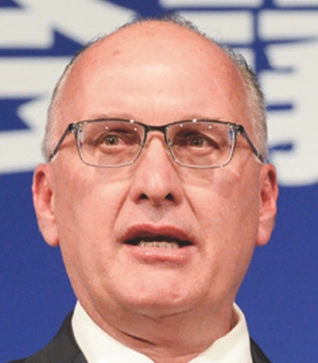 Steve Milligan CEO, Western Digital