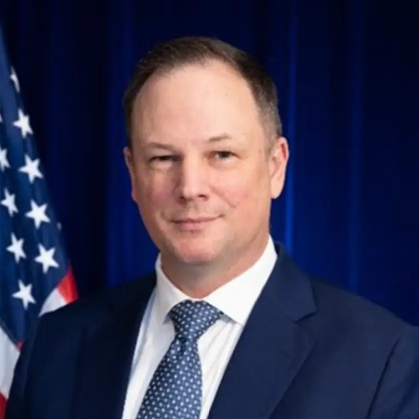 エバン・フェルシング|在日米国大使館、経済・科学担当公使